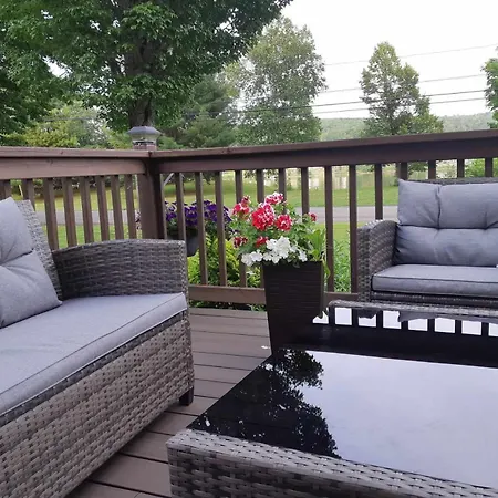Big Axe Bed & Breakfast-3